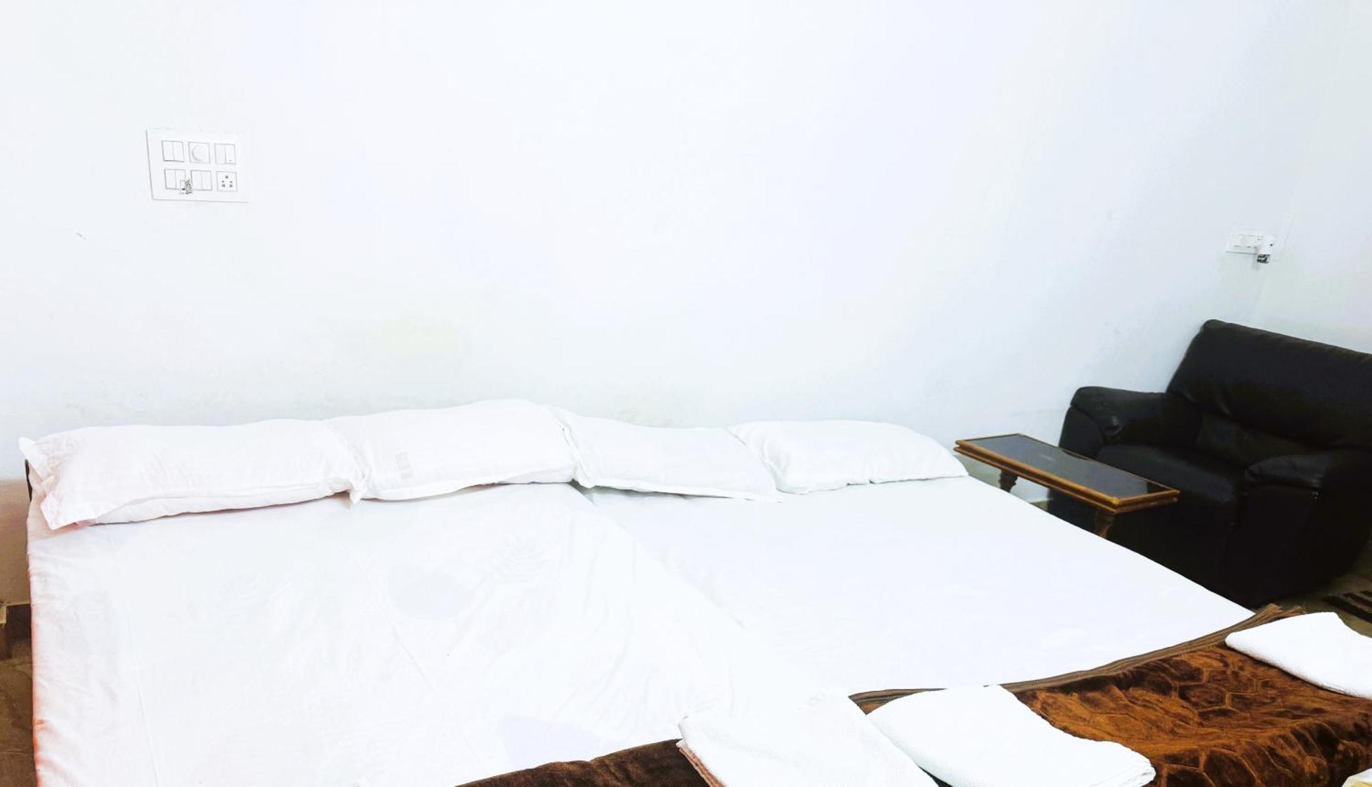 Vcs Apartments Parassinikadavu Parassinikkadavu Экстерьер фото